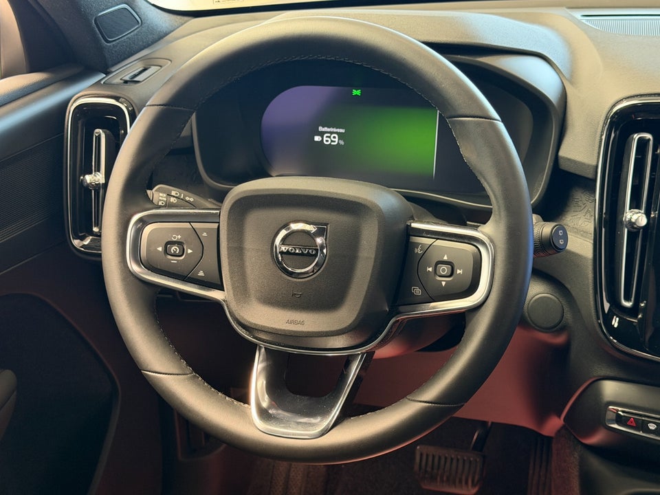 Volvo XC40 ReCharge Extended Range Core 5d