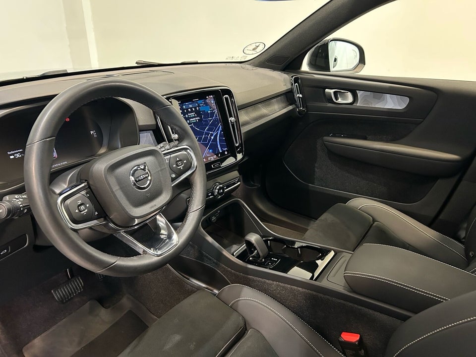 Volvo XC40 P6 ReCharge Plus 5d