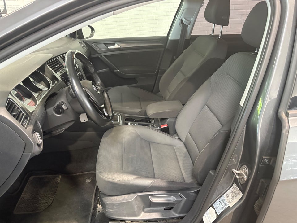 VW Golf VII 1,5 TSi 130 Comfortline Variant DSG 5d
