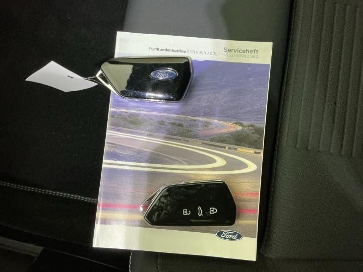 Ford Capri 77 Select Extended Range 5d