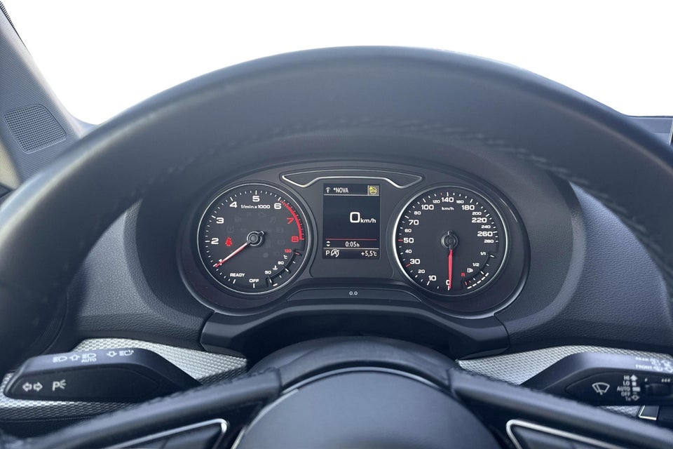 Audi Q2 35 TFSi Prestige S-tr. 5d