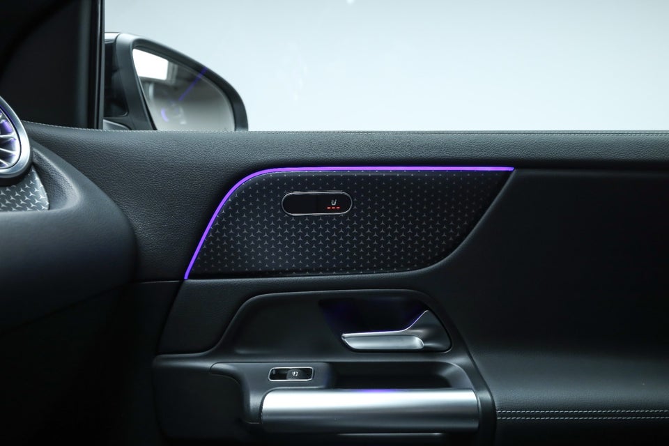 Mercedes EQA350 Progressive 4Matic 5d