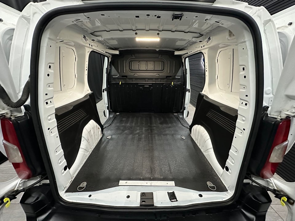 Toyota ProAce City 1,5 D 102 Medium Comfort 6d