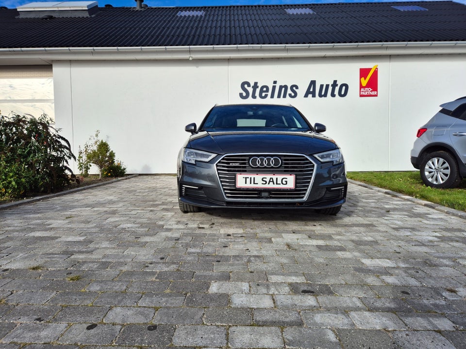 Audi A3 1,4 e-tron Sport Sportback S-tr. 5d