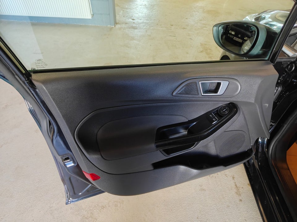 Ford Fiesta 1,0 SCTi 100 Titanium 5d