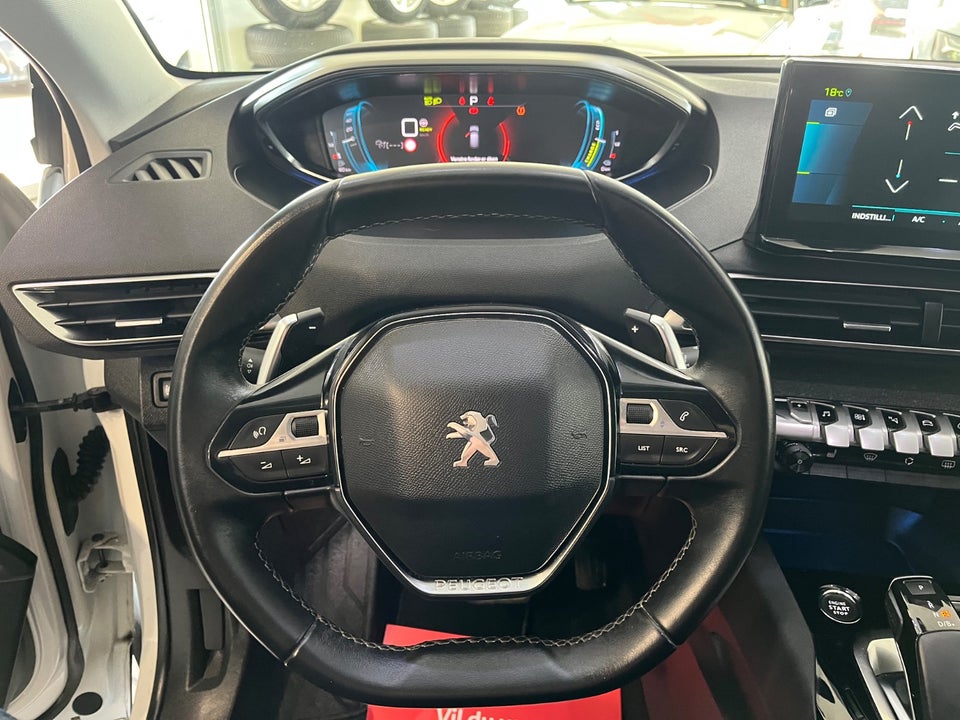 Peugeot 3008 1,6 Hybrid Allure Pack EAT8 5d
