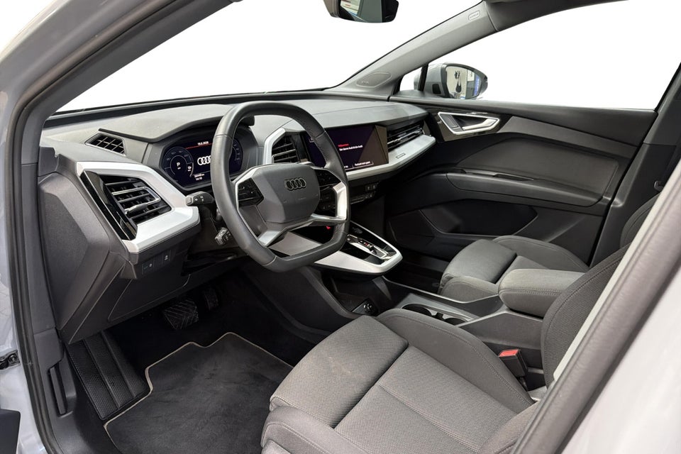 Audi Q4 e-tron 45 Progress 5d