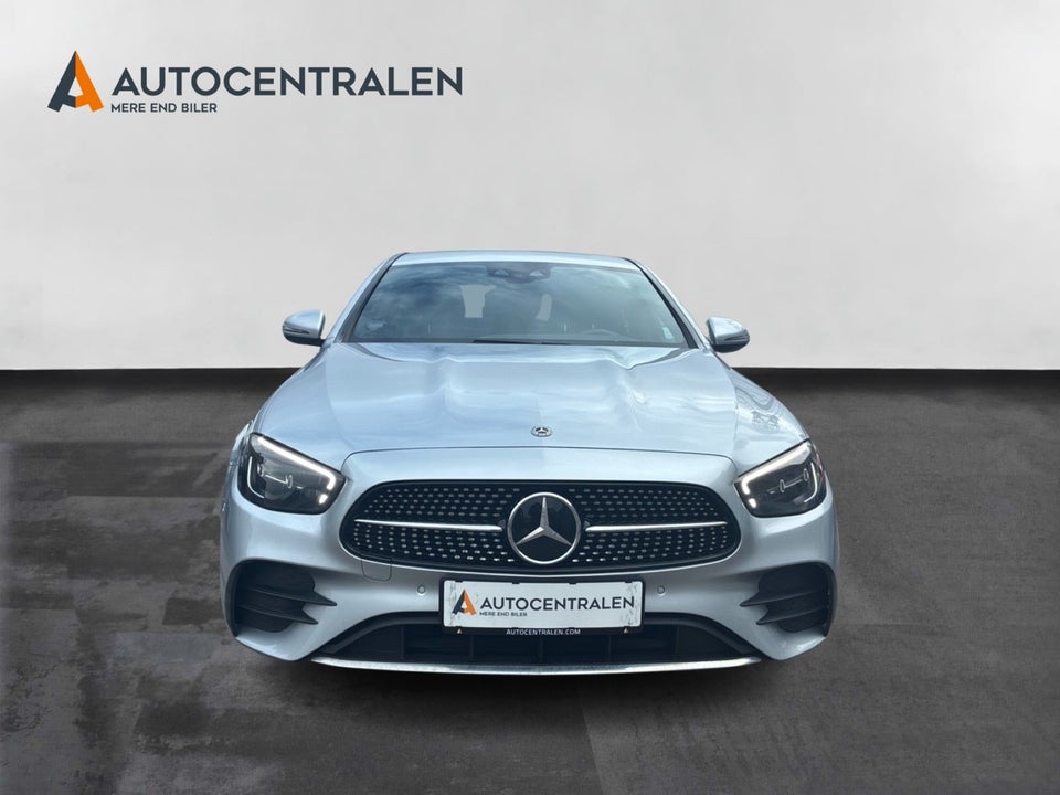 Mercedes E300 de 2,0 AMG Line aut. 4Matic 4d
