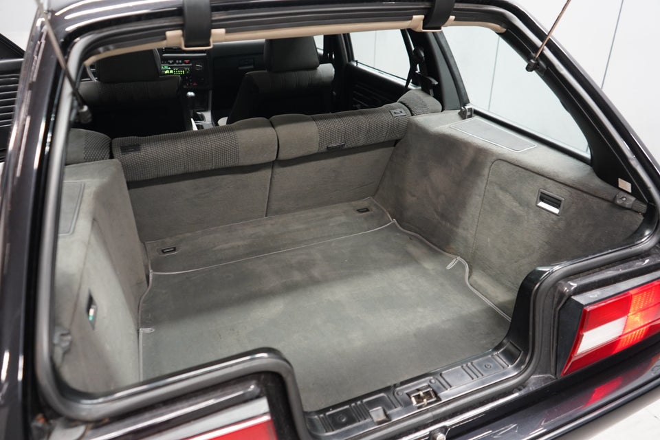 BMW 318i 1,8 Touring aut. 5d