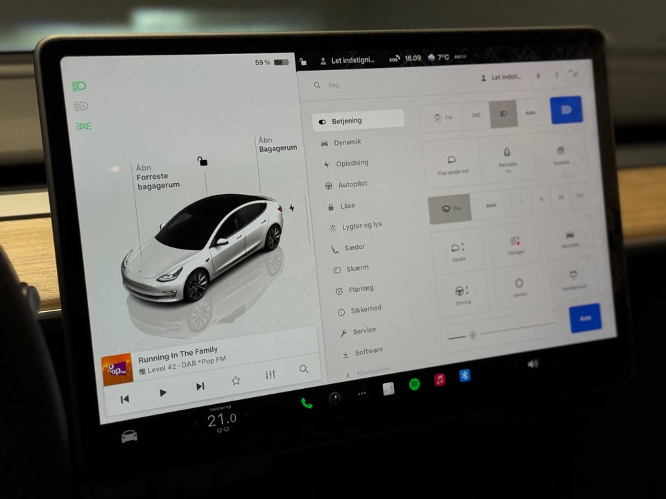 Tesla Model 3 Performance AWD 4d