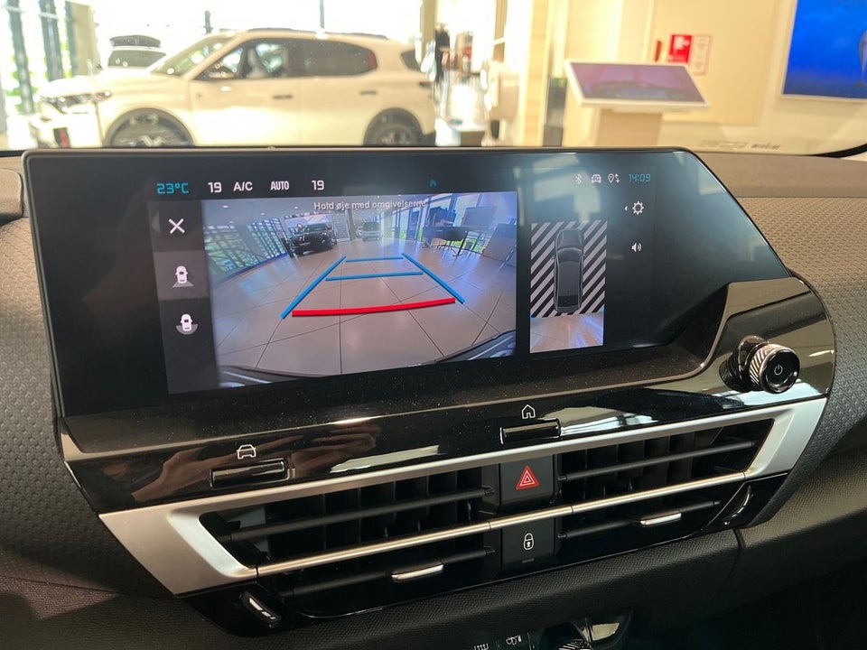 Citroën ë-C4 X 50 Plus 4d