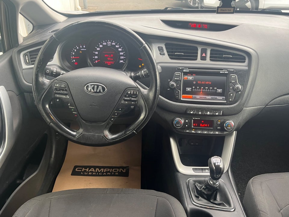Kia Ceed 1,6 CRDi 128 Active SW 5d