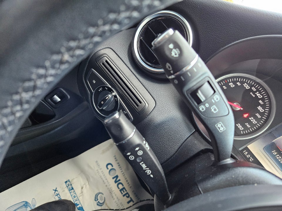 Mercedes C220 d 2,2 AMG Line stc. aut. 5d