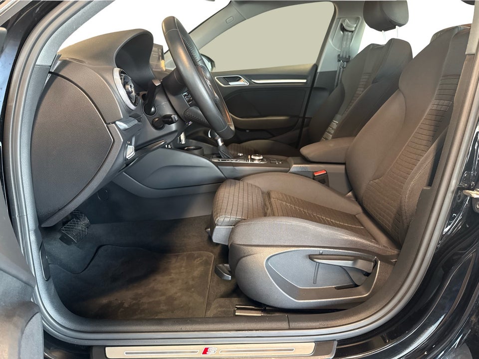 Audi A3 40 TFSi Sport Limited Sportback S-tr. 5d