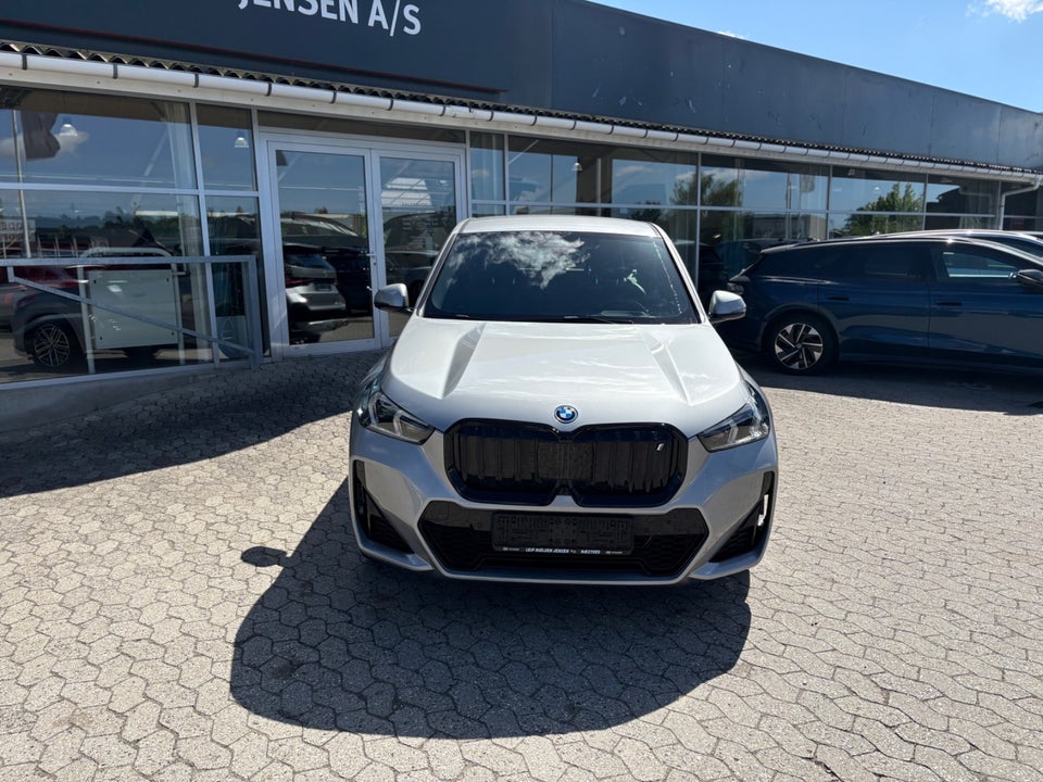 BMW iX1 xDrive30 M-Sport 5d