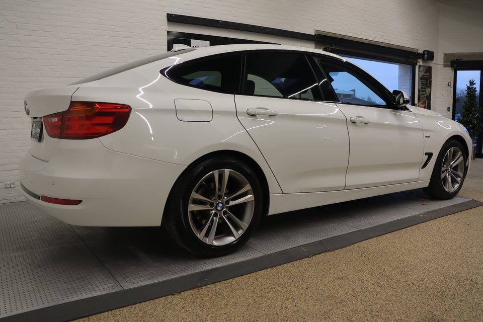 BMW 320d 2,0 Gran Turismo Sport Line aut. 5d