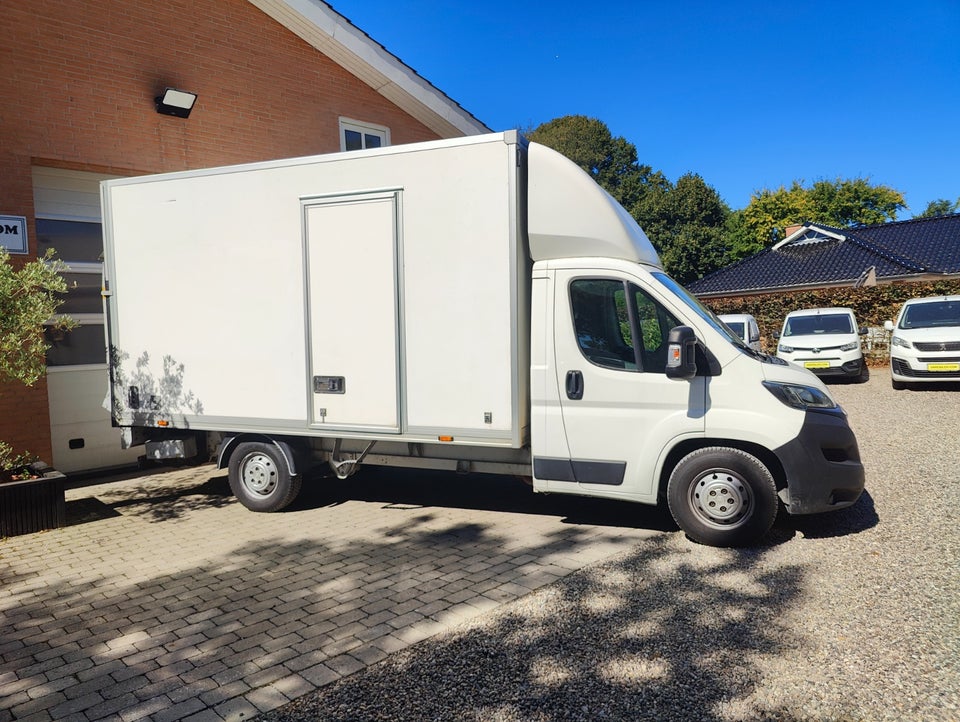 Peugeot Boxer 335 2,2 BlueHDi 165 L3 Alukasse m/lift 2d