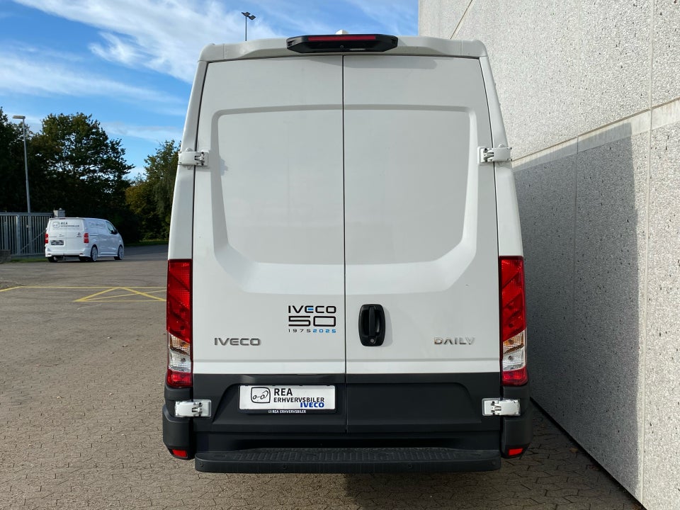 Iveco Daily 3,0 35S18 12m³ Van AG8
