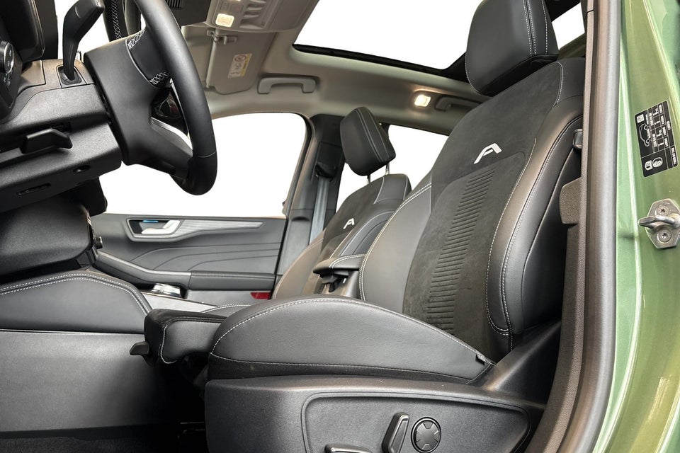 Ford Kuga 2,5 PHEV Active X CVT 5d