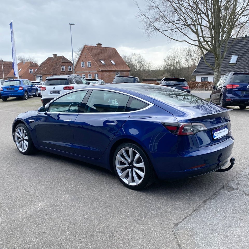 Tesla Model 3 Performance AWD 4d