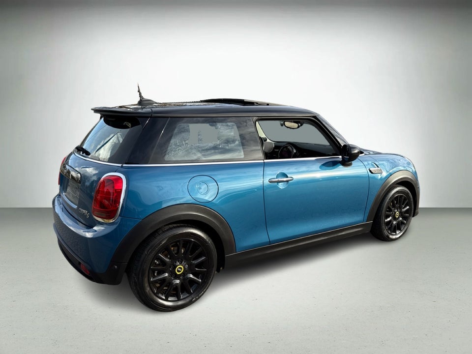 MINI Cooper SE Classic Trim 3d