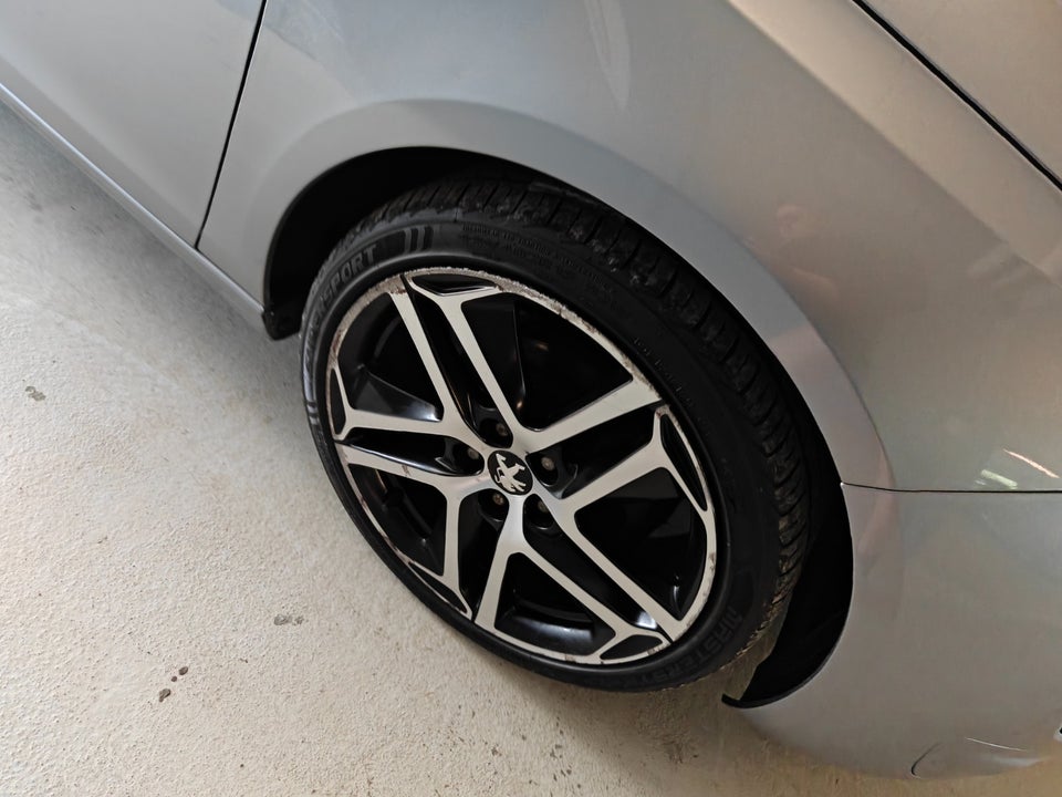 Peugeot 308 1,6 BlueHDi 120 Style SW 5d