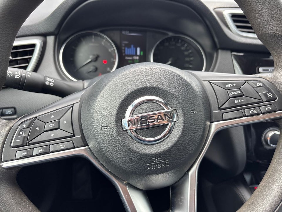 Nissan Qashqai 1,3 Dig-T 140 Visia 5d