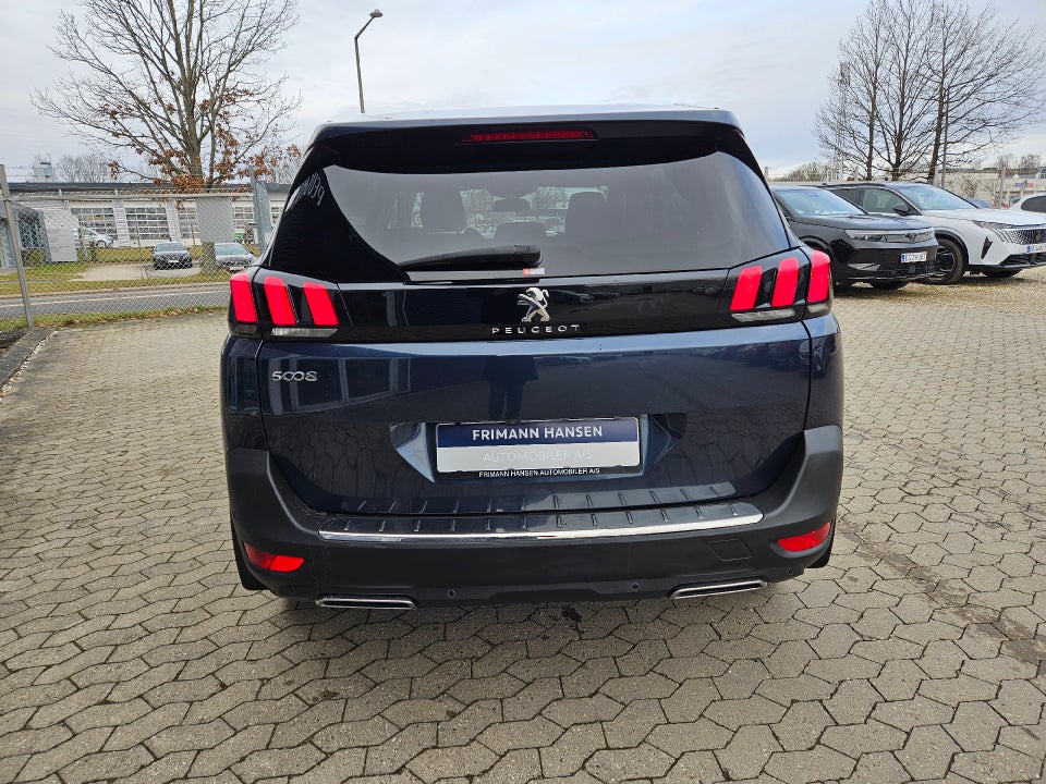 Peugeot 5008 1,6 BlueHDi 120 Allure 7prs 5d