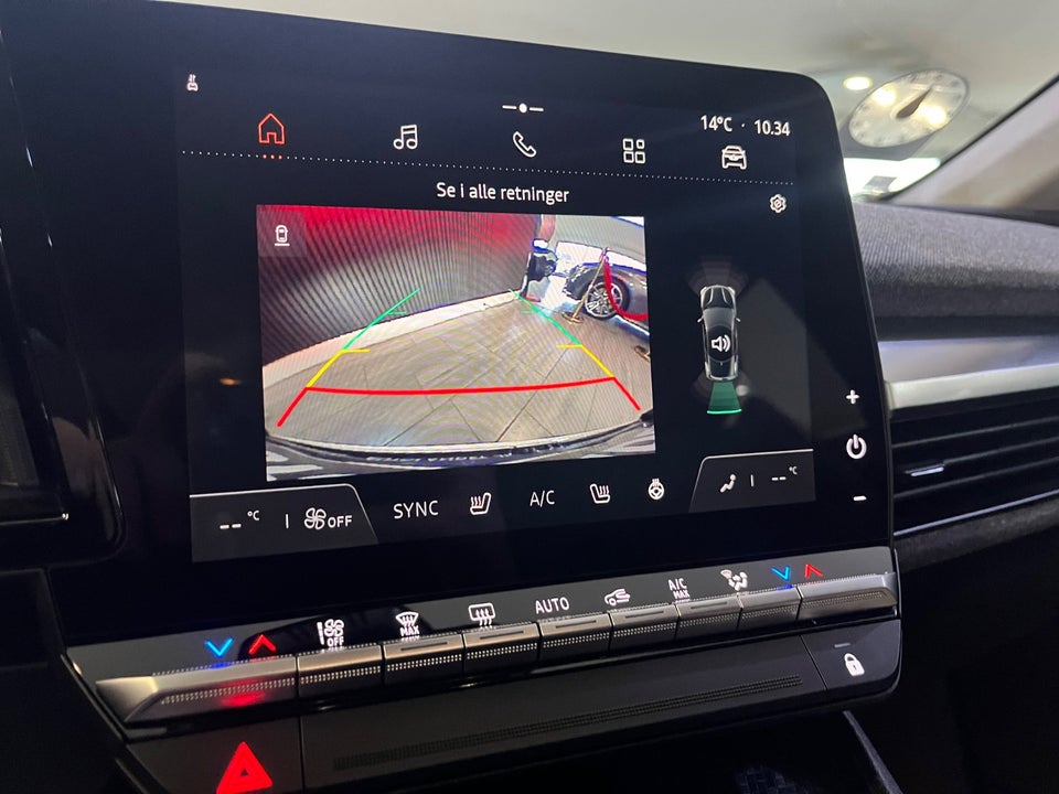 Renault Megane E-Tech 40 Equilibre 5d