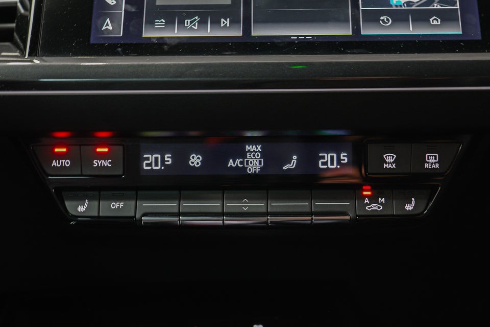 Audi Q4 e-tron 45 S-line quattro 5d