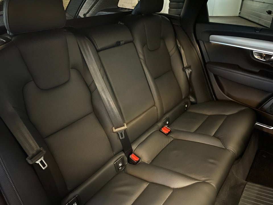 Volvo V90 2,0 T6 ReCharge Plus Dark aut. AWD 5d