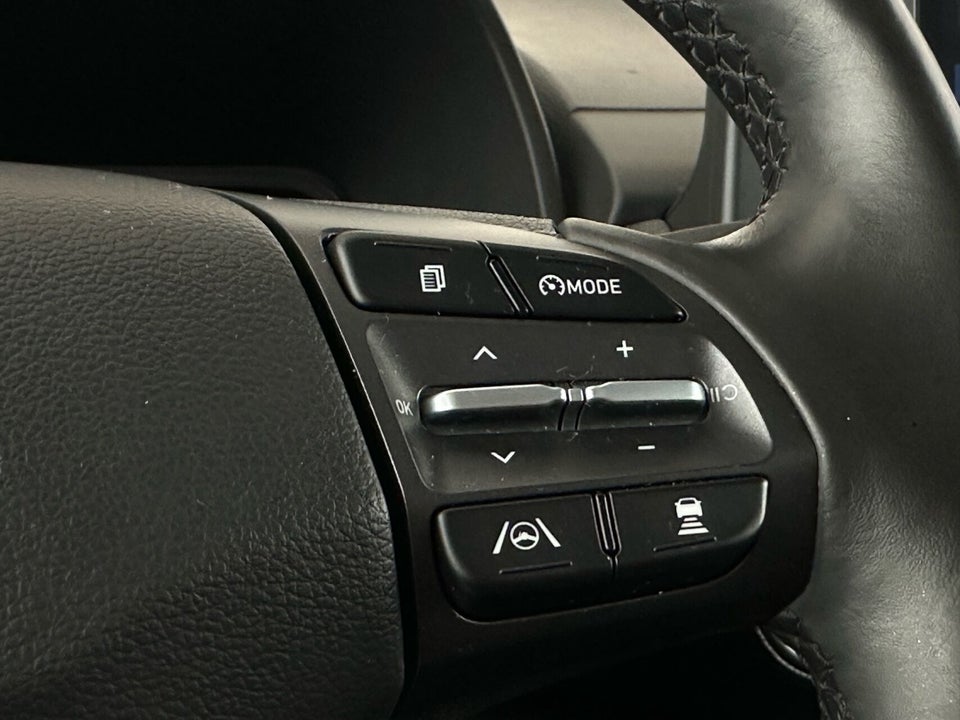 Hyundai Kona 39 EV Essential 5d