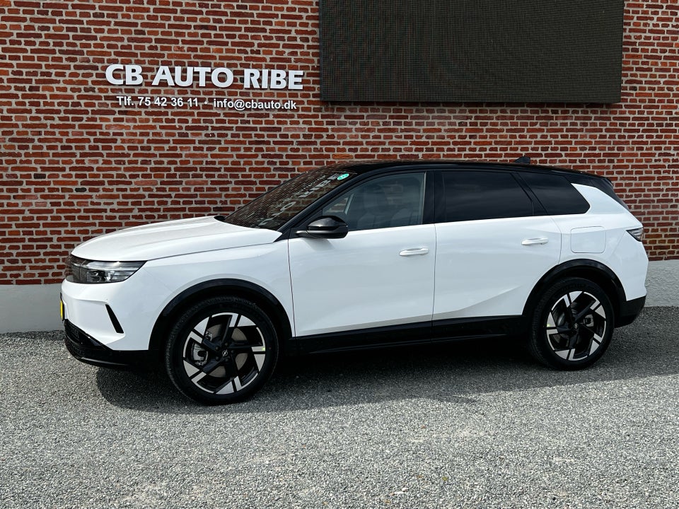 Opel Grandland-e 82 GS 5d