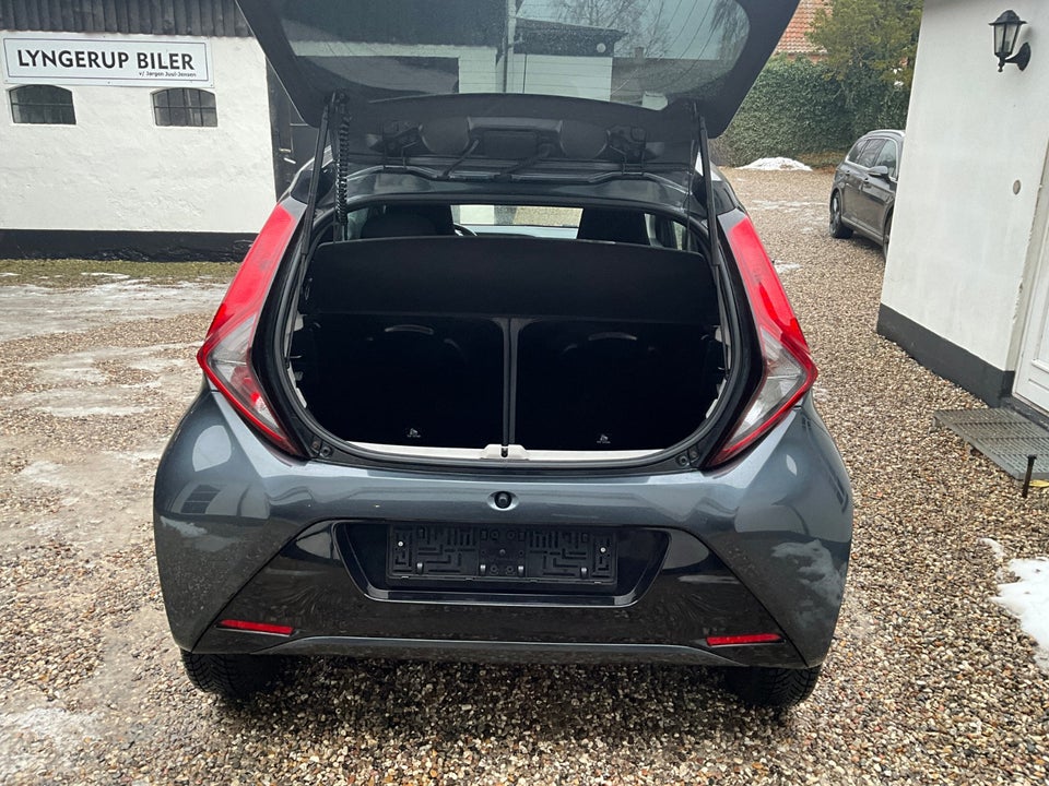 Toyota Aygo 1,0 VVT-i x-pose 5d
