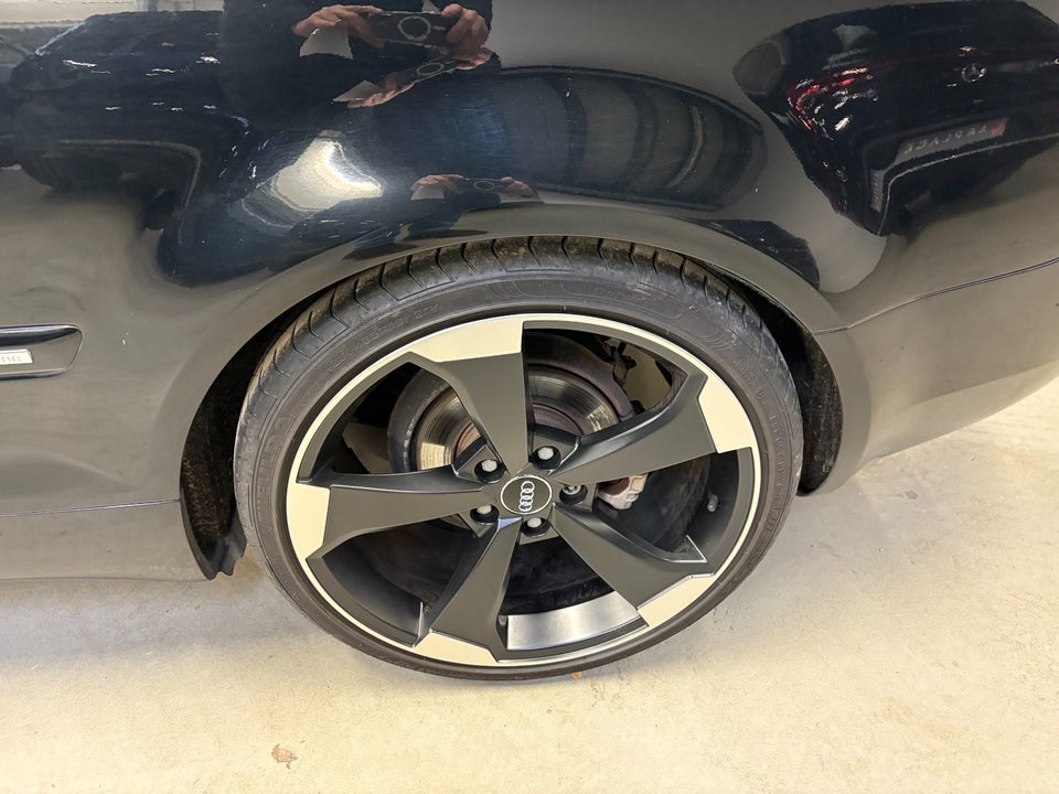 Audi A4 3,0 V6 Cabriolet Multitr. 2d