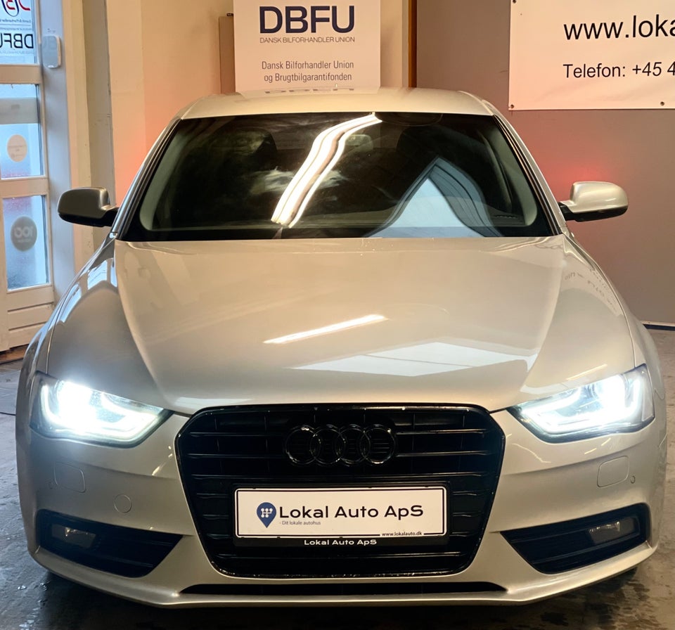 Audi A4 2,0 TDi 143 S-line Multitr. 4d