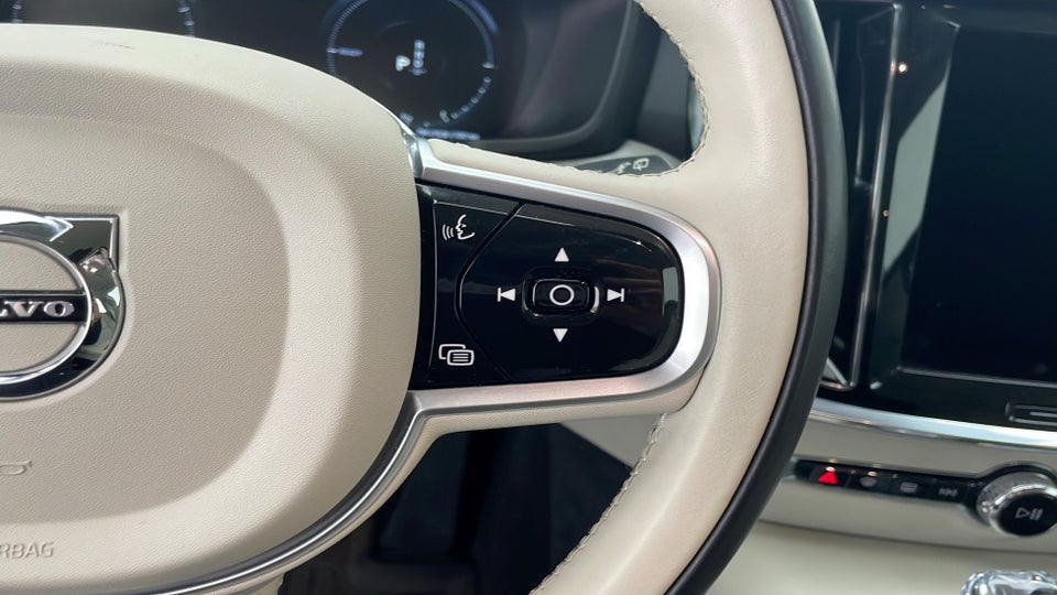 Volvo V60 2,0 T6 ReCharge Inscription aut. AWD 5d