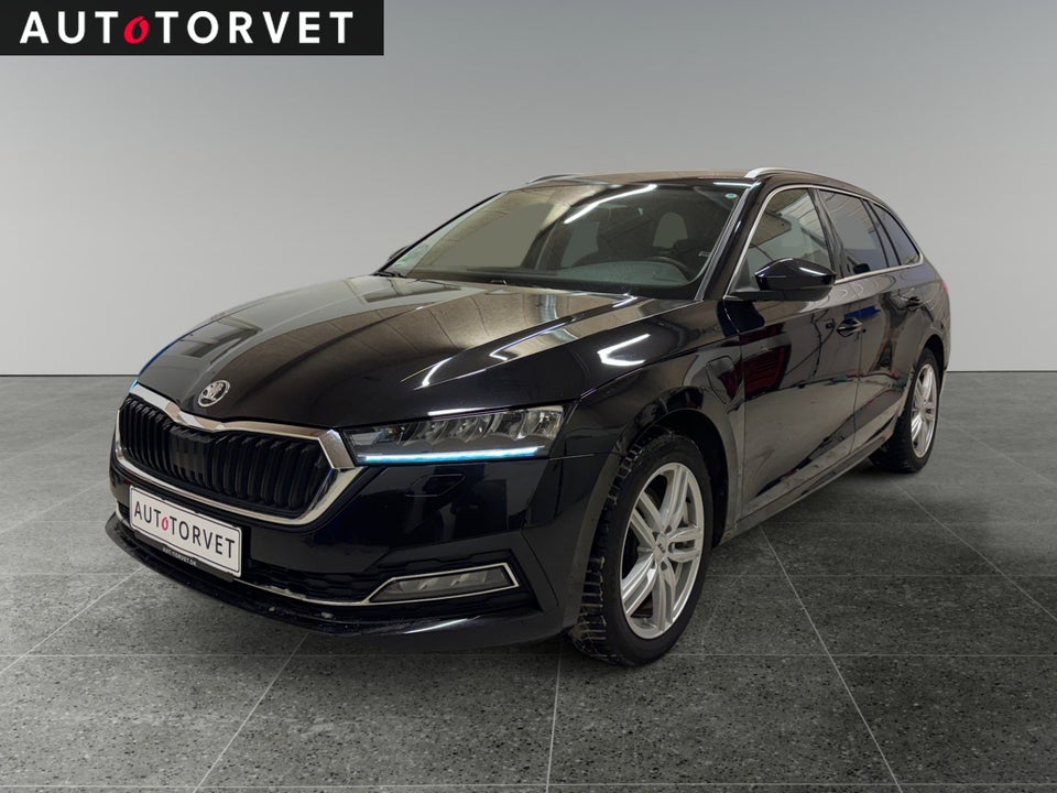 Skoda Octavia 1,4 TSi iV Combi DSG 5d