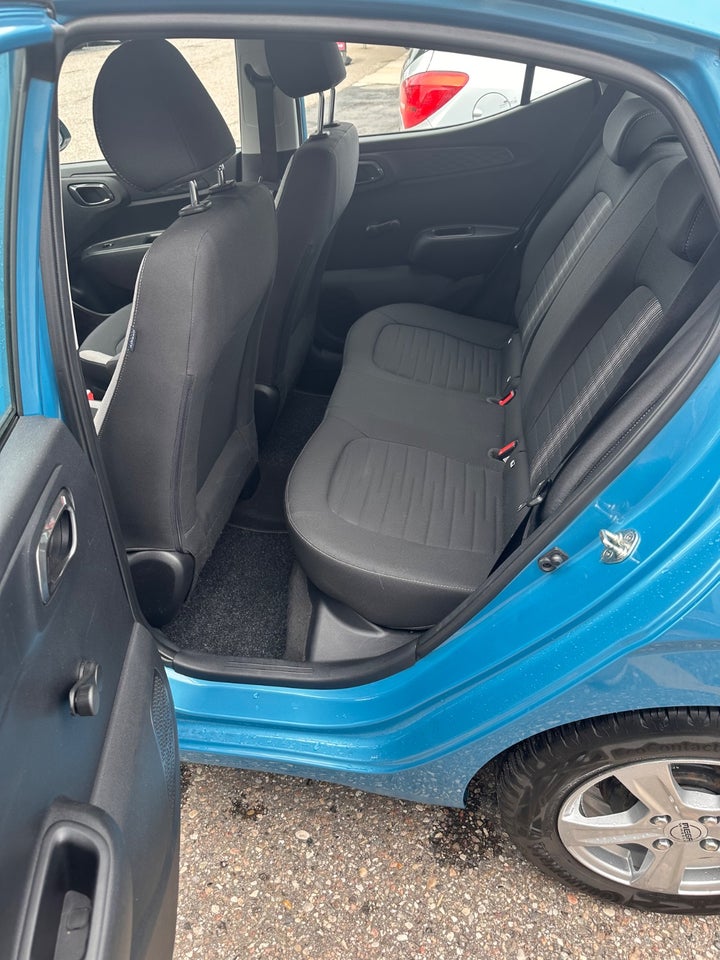 Hyundai i10 1,0 MPi Essential 5d