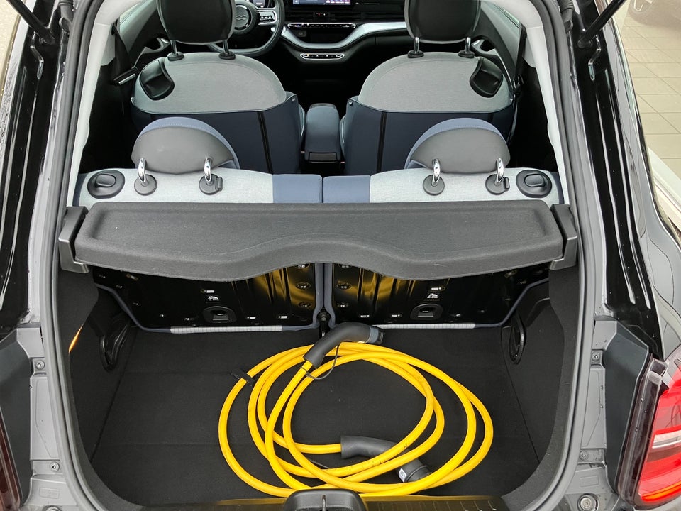 Fiat 500e 42 Icon 3d