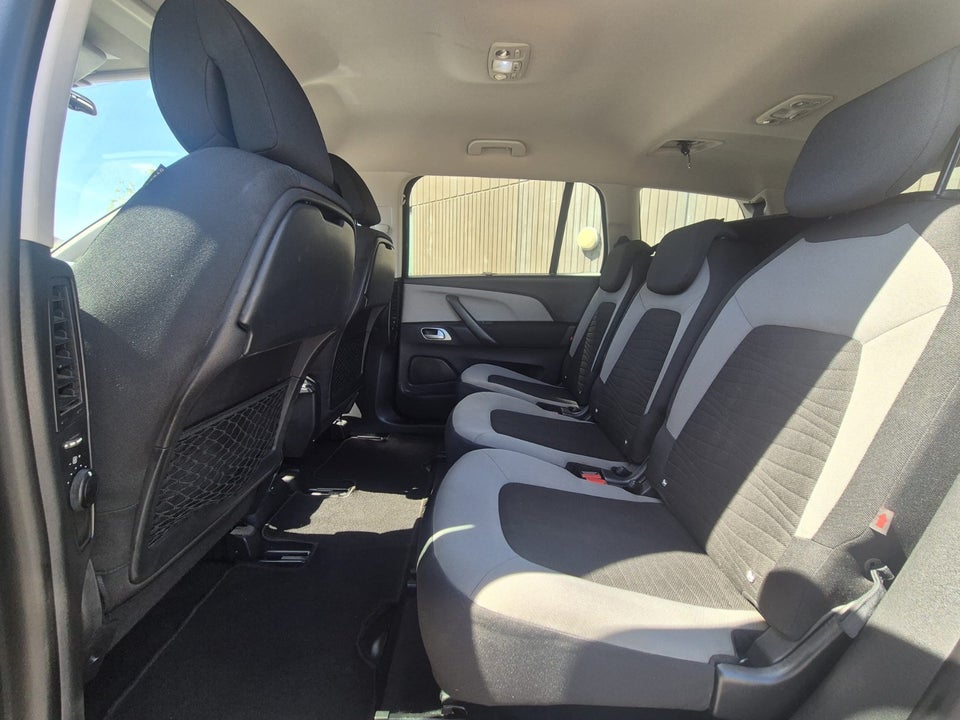 Citroën Grand C4 Picasso 1,6 e-HDi 115 Intensive 7prs 5d