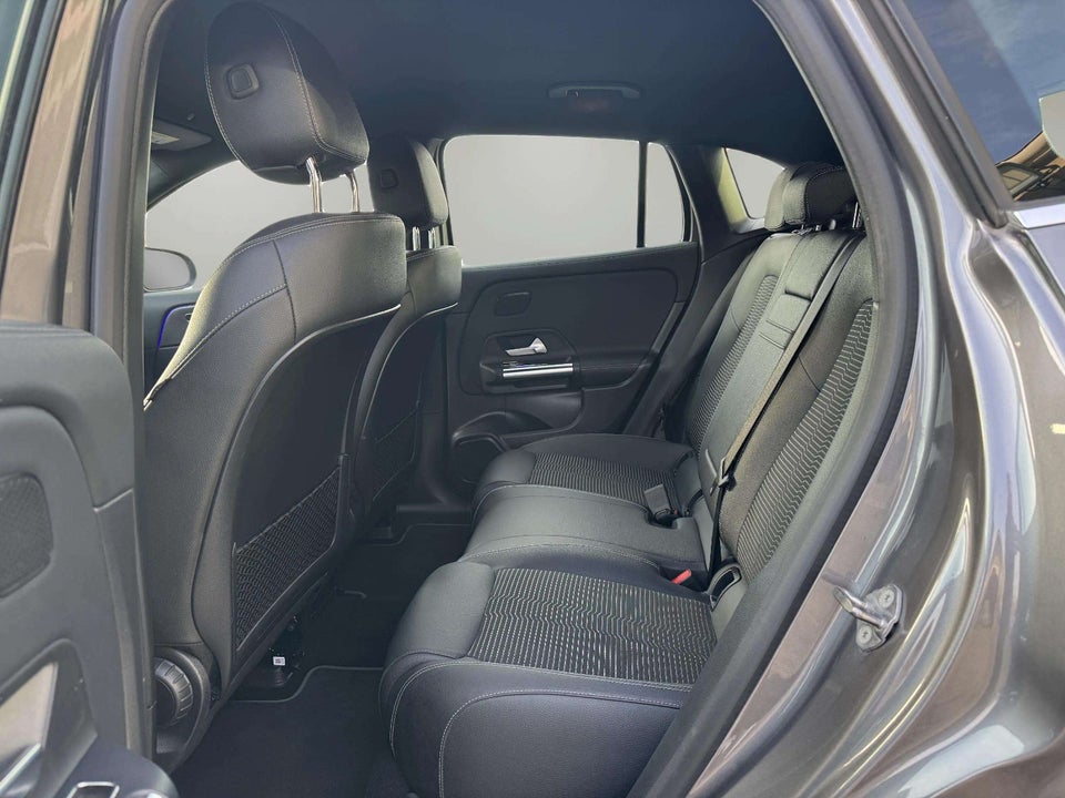 Mercedes EQA250 Progressive 5d