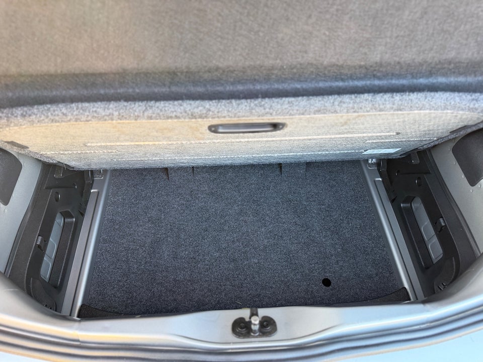 VW e-Up! High Up! 5d