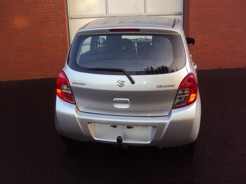 Suzuki Celerio 1,0 Dualjet Club 5d
