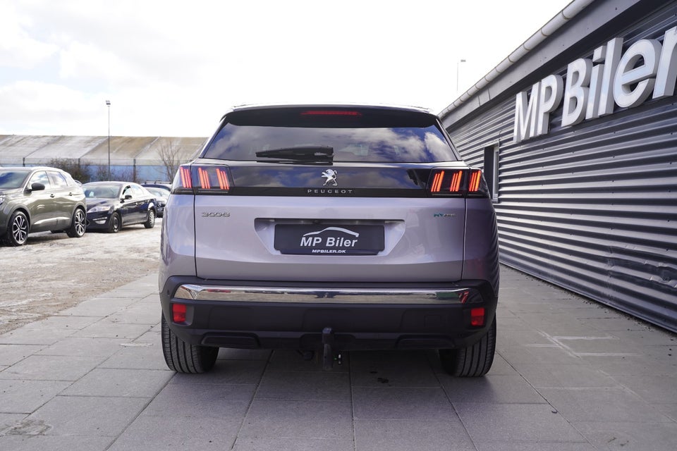 Peugeot 3008 1,6 Hybrid First Selection EAT8 5d