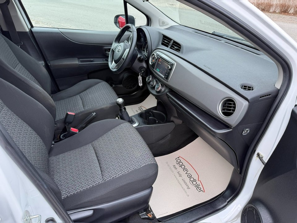 Toyota Yaris 1,0 VVT-i T2 Touch 5d