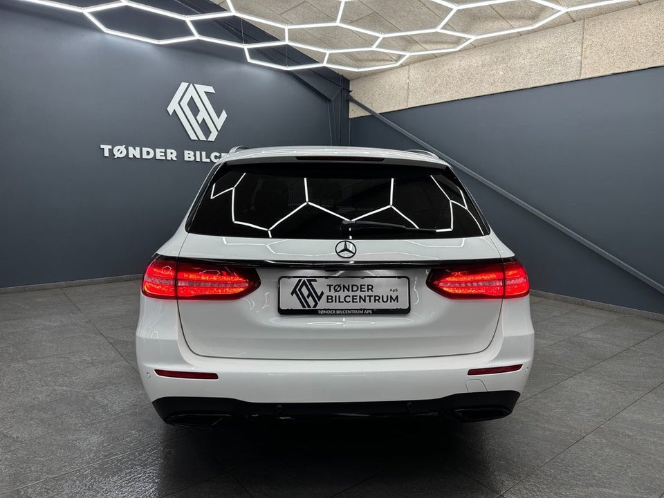 Mercedes E220 d 2,0 AMG Line stc. aut. 5d