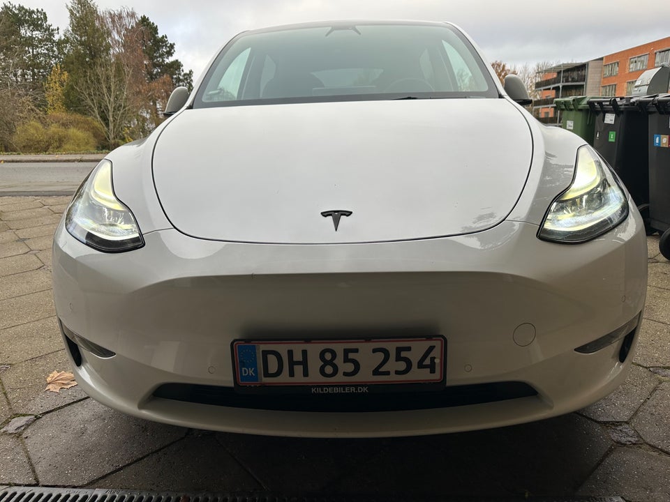 Tesla Model Y Long Range AWD 5d