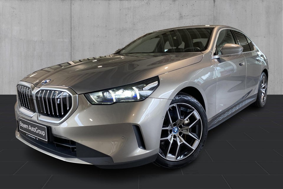 BMW i5 eDrive40 Sport Line 4d
