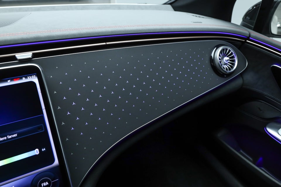 Mercedes EQE350 AMG Line 4d